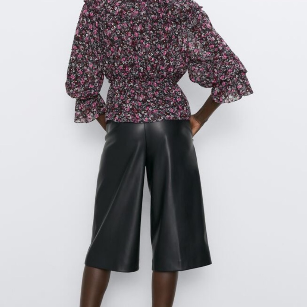 Zara Ruffled Print Blouse - Picture 8 of 9